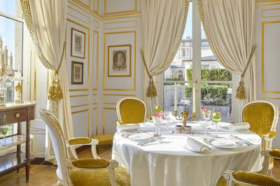 Cabinet Marie-Antoinette Restaurant