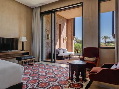 Deluxe Suite - Garden View