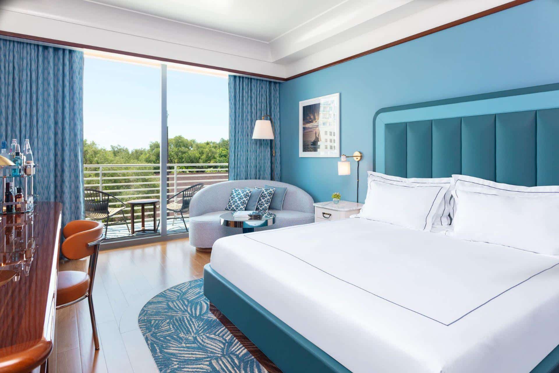 Premier Bay View Suite