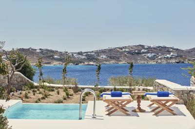 Master Suite With Private Pool