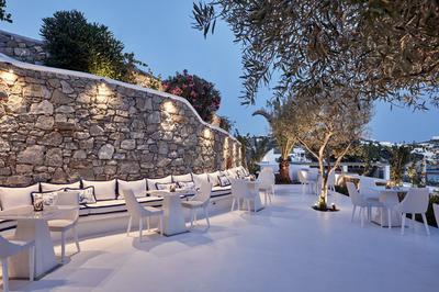 Seltz Champagne Bar Restaurant