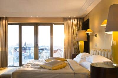 Panoramic Presidential Suite