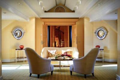 Panoramic Presidential Suite