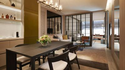 Park-Hyatt-Niseko-Hanazono-P084-King-Mountain-Living-Room.16x9