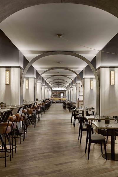 Public Breakfast Restaurant