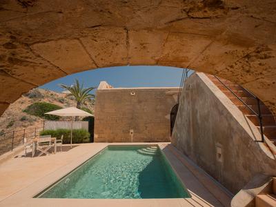 Cape Suite