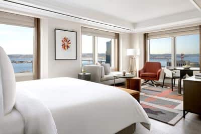 Corner Suite - Golden Gate View