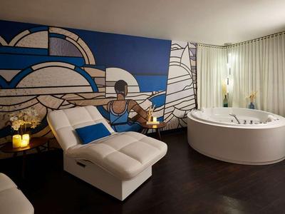 Spa by Clarins