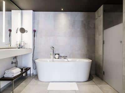 Large Suite