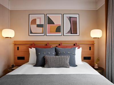 Standard King Bed