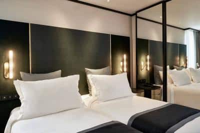 Guest Room, Twin