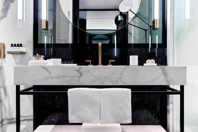 Guest Room, King