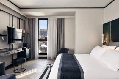 Executive Room