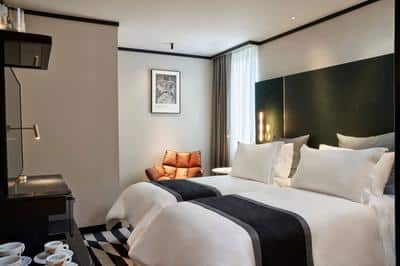Guest Room, Twin