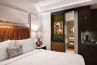 Guest room