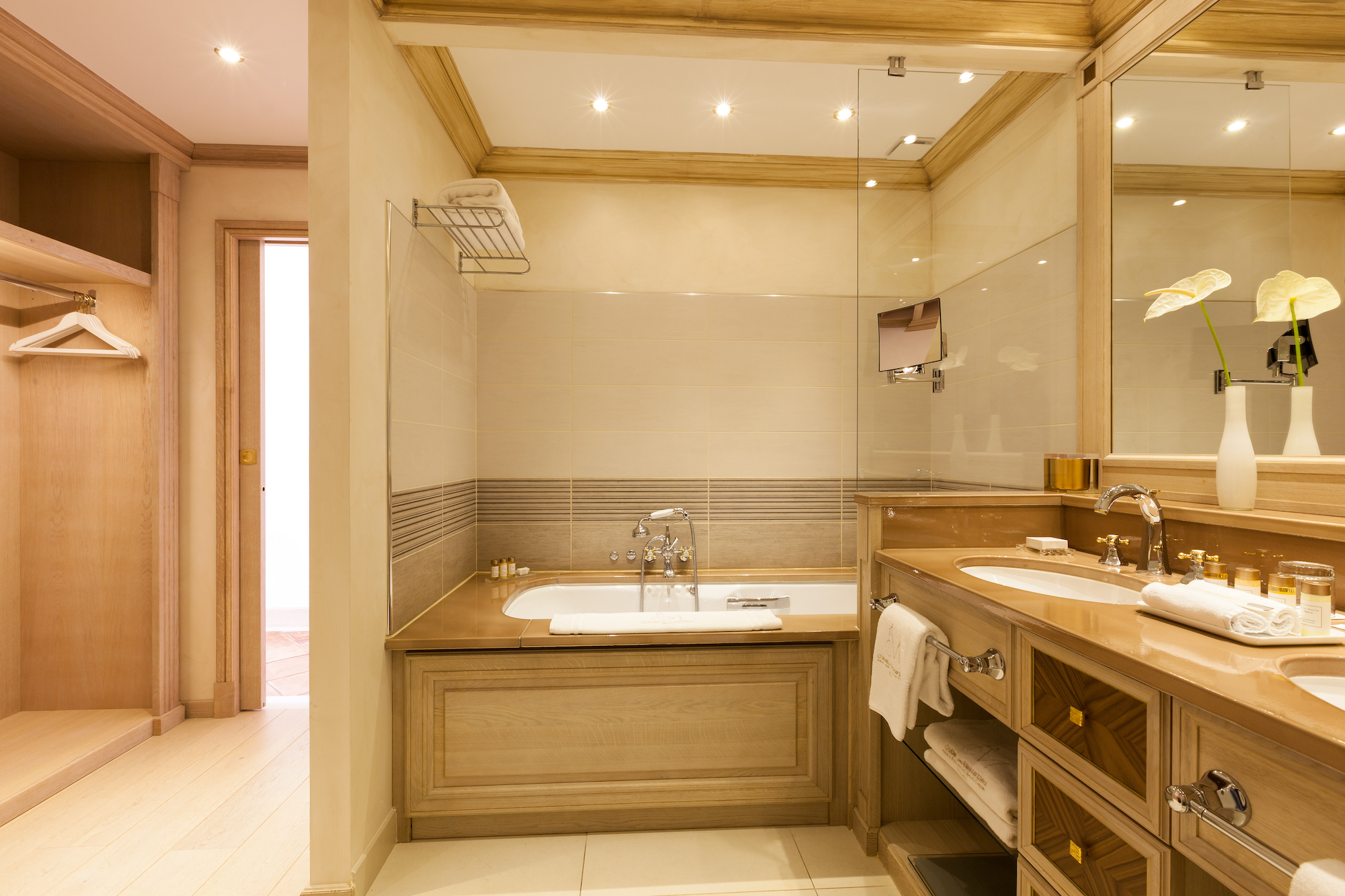 Seaview Suite