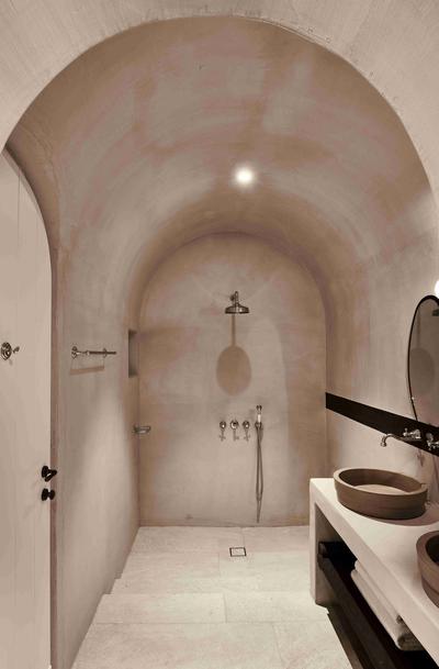 Tarina Suite