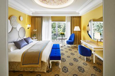 Rivoli Room