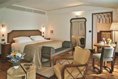 Junior Suite Village View