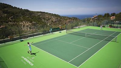 Tennis