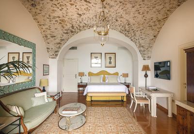 Deluxe Sea View Room with Balcony