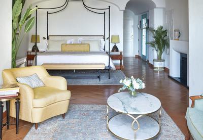 Sea View Suite with Garden