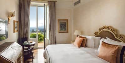 Deluxe Sea View Suite with Balcony or Terrace