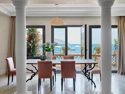 Two Bedroom Presidential Suite