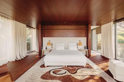 The Villa Pool Suite