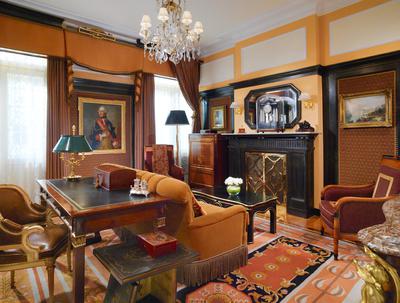 Prince of Wales Suite 1 Bedroom Presidential Suite, 1 King, State Opera View, Whirlpool