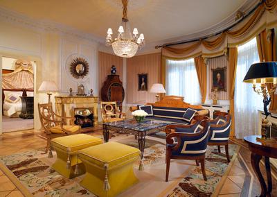 Prince of Wales Suite 1 Bedroom Presidential Suite, 1 King, State Opera View, Whirlpool