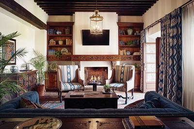 Deluxe One-Bedroom Suite