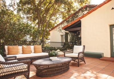 Oak Tree Suite