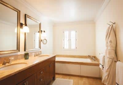 Deluxe Room - 2 Doubles
