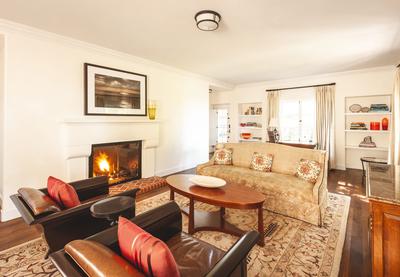 Oak Tree Suite