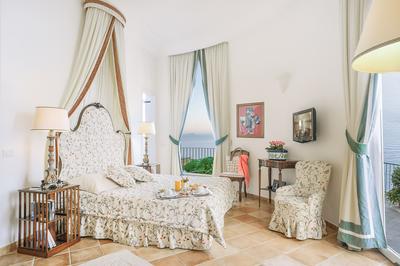 Farouk Master Suite