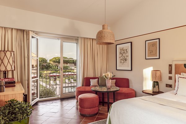 Guest room