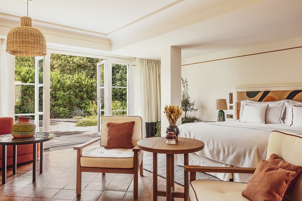Guest room