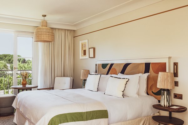 Guest room