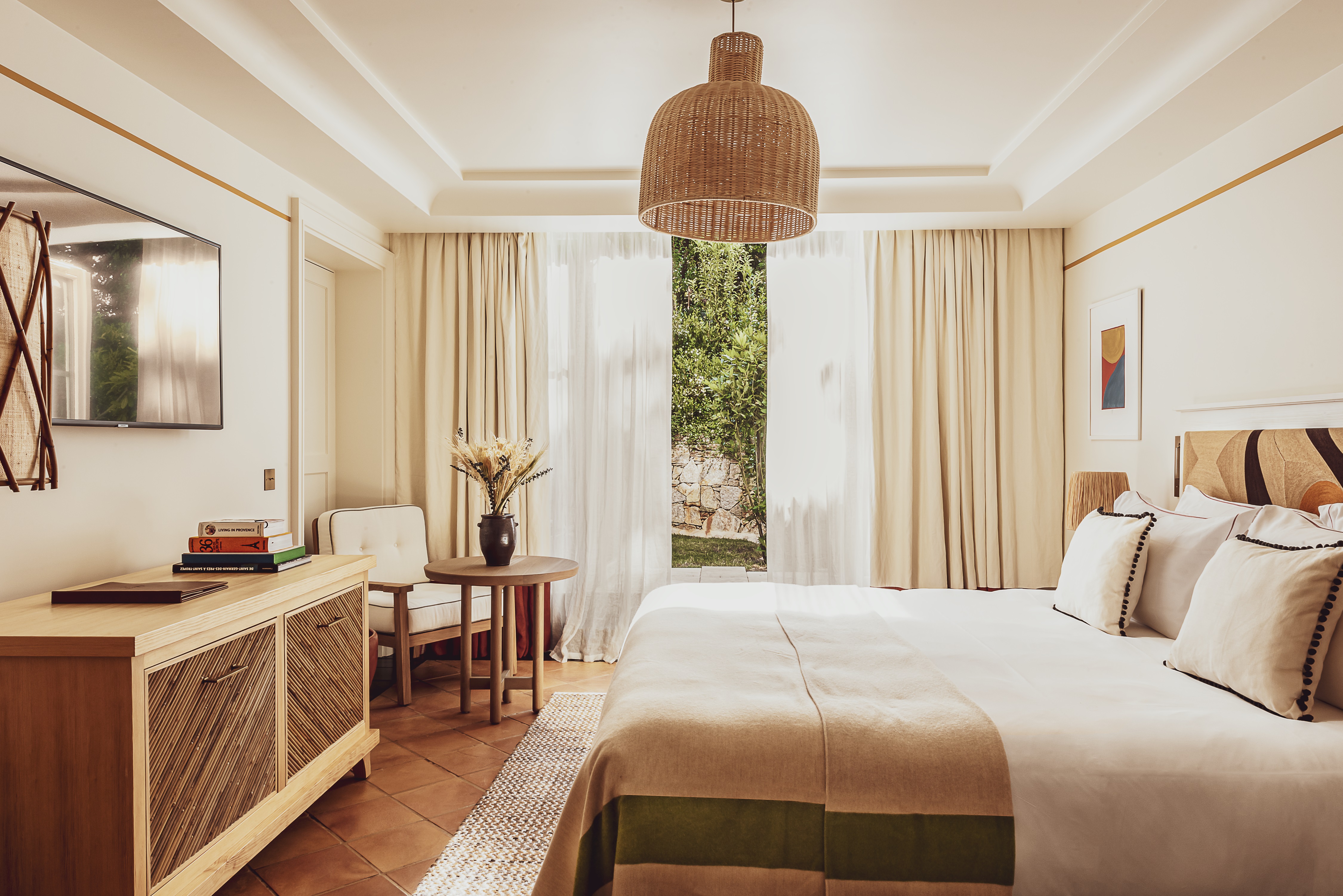 Guest room