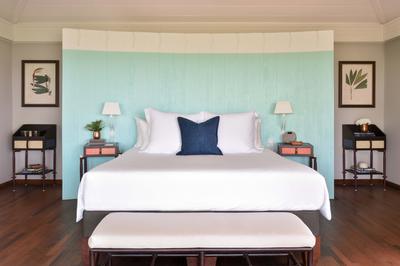 Ocean Bay Room