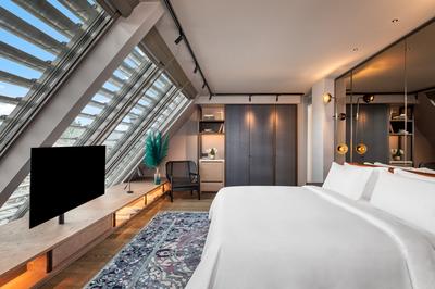 Loft Room - Danube View