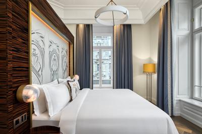 1-Bedroom Suite
