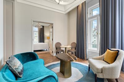 1-Bedroom Suite