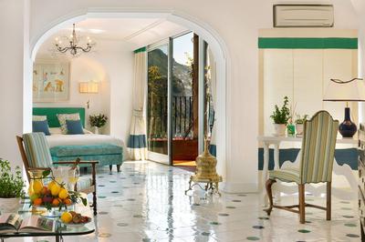 Signature Room