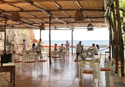 Carlino Beach Restaurant