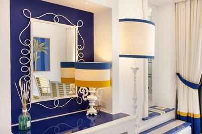 Premier Room