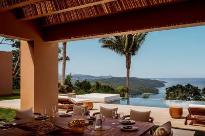 Eight-Bedroom Private Villa