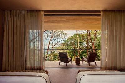Ten-Bedroom Private Villa