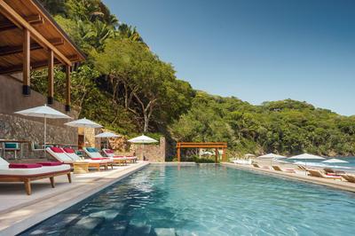Jetty Beach Club - Swimming Pool
